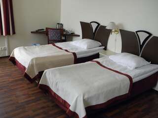 Отель Haminan Seurahuone Хамина Стандартный двухместный номер с 2 отдельными кроватями-2